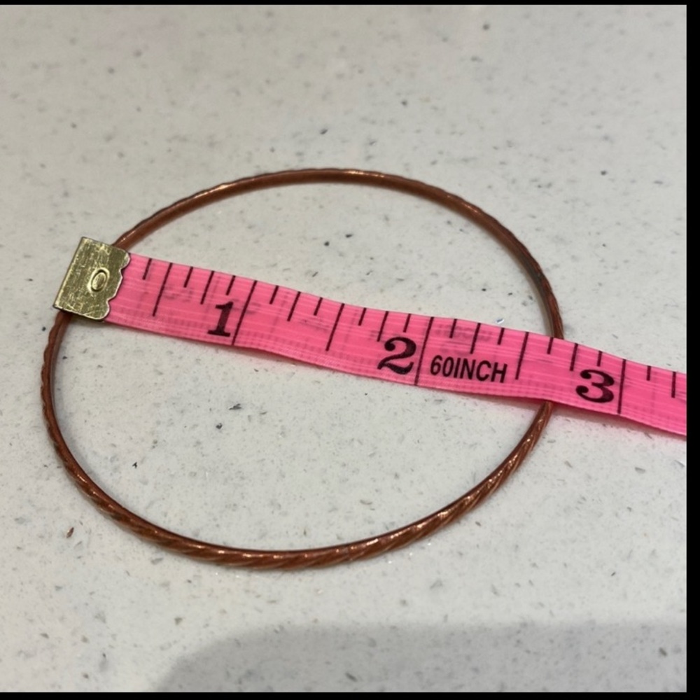 Two Copper one brass and copper cuff & thin one - Picture 7 of 9